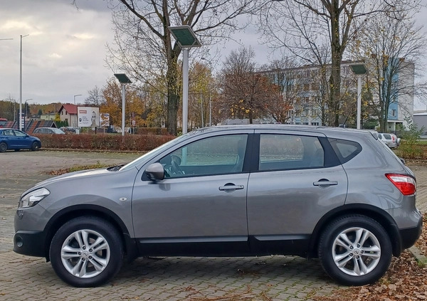 Nissan Qashqai cena 33900 przebieg: 244000, rok produkcji 2011 z Pasłęk małe 781